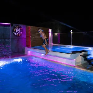 https://vila-one-beach-hotel.albaniahotels.org