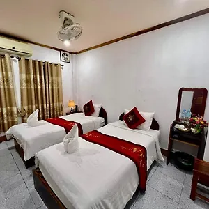 https://nocknoy-lanexang-guesthouse-louangphrabang.hotelsluangprabang.com